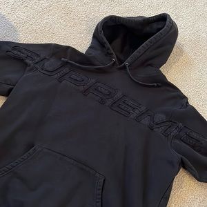 SUPREME HOODIE